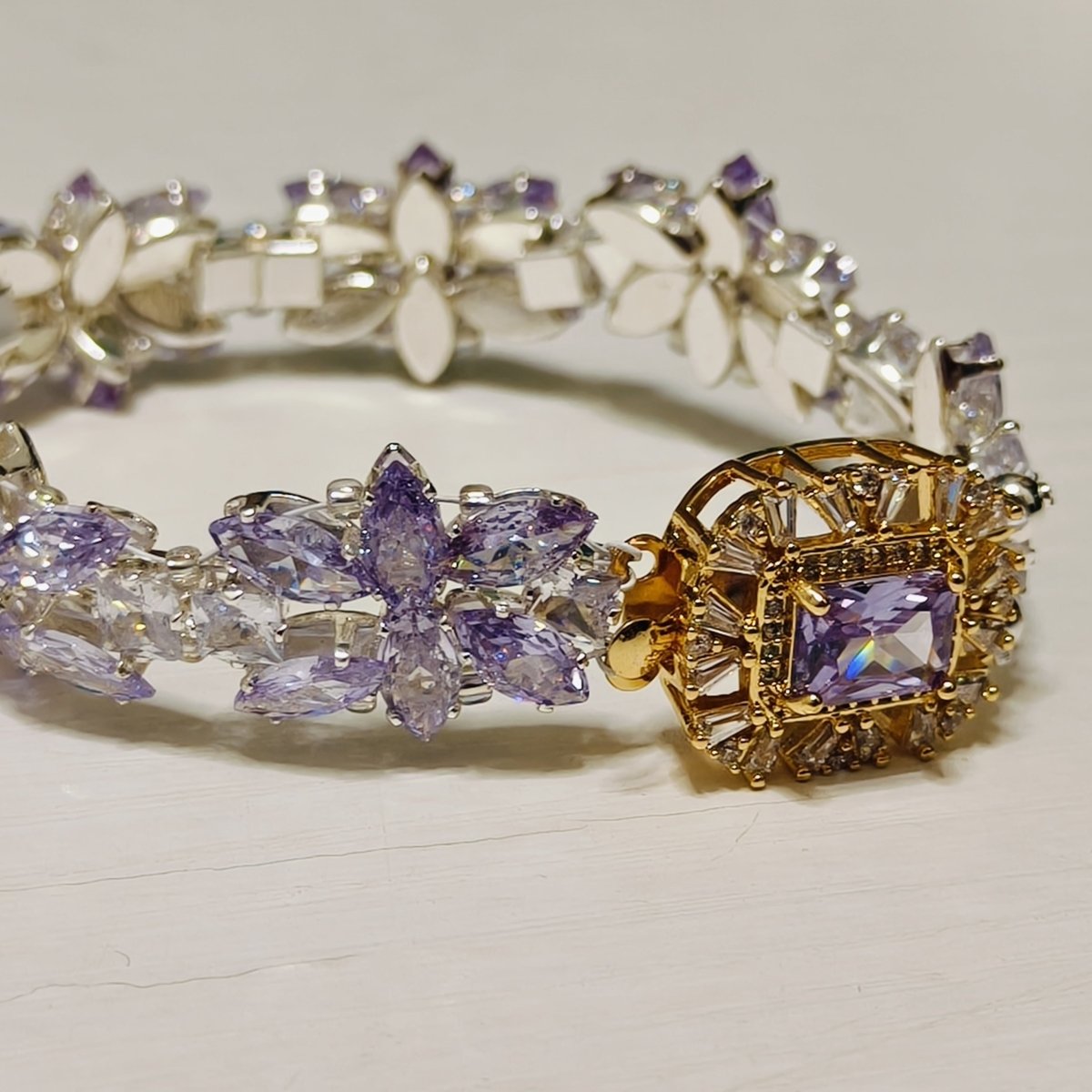 Handcrafted Crystal Floral Bracelet | Sparkling Statement Jewelry | Elegant Art-Inspired Accessory for Women (MAC348)